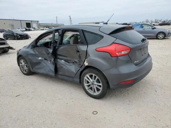 1FADP3K27GL391272 2016 FORD FOCUS - Image 2