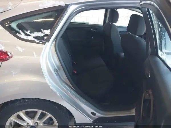 1FADP3K27GL391630 2016 FORD FOCUS - Image 8