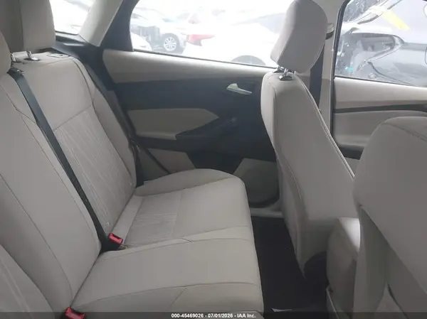 1FADP3K27GL396066 2016 FORD FOCUS - Image 8