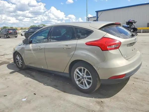 1FADP3K27GL402545 2016 FORD FOCUS - Image 2