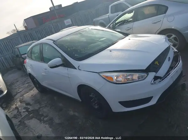1FADP3K27HL200161 2017 FORD FOCUS - Image 1