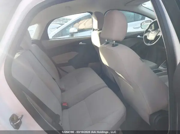 1FADP3K27HL200161 2017 FORD FOCUS - Image 8
