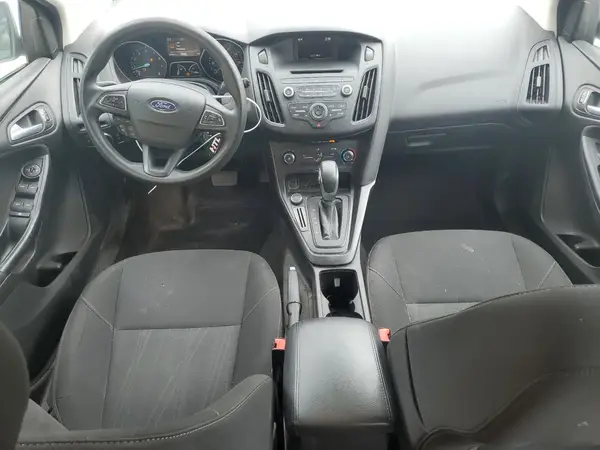 1FADP3K27HL201598 2017 FORD FOCUS - Image 8
