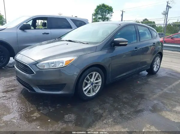 1FADP3K27HL201763 2017 FORD FOCUS - Image 2