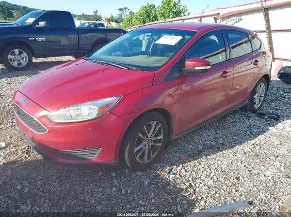 1FADP3K27HL205392 2017 FORD FOCUS - Image 2