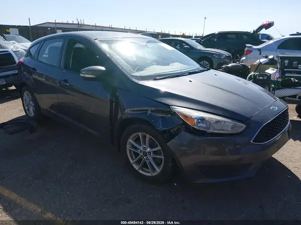 1FADP3K27HL210821 2017 FORD FOCUS - Image 1