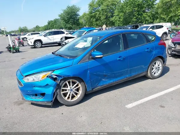 1FADP3K27HL212794 2017 FORD FOCUS - Image 2