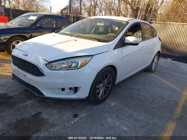 1FADP3K27HL217204 2017 FORD FOCUS - Image 2
