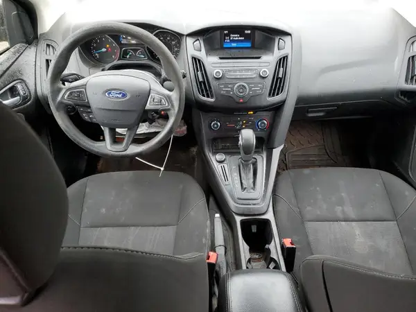 1FADP3K27HL217560 2017 FORD FOCUS - Image 8