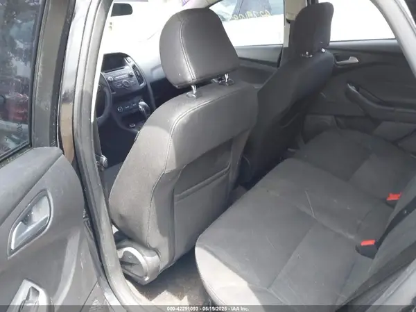 1FADP3K27HL235251 2017 FORD FOCUS - Image 8