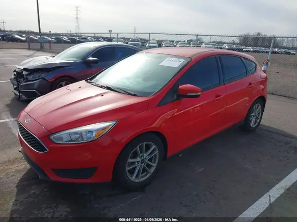 1FADP3K27HL235556 2017 FORD FOCUS - Image 2