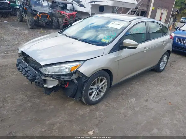 1FADP3K27HL239221 2017 FORD FOCUS - Image 2