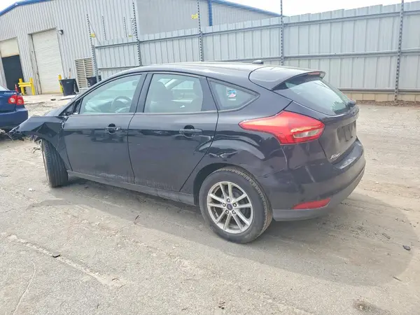 1FADP3K27HL251465 2017 FORD FOCUS - Image 2