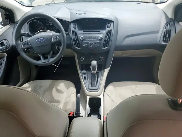 1FADP3K27HL251465 2017 FORD FOCUS - Image 8