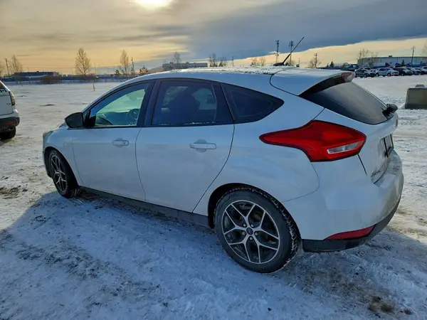 1FADP3K27HL255810 2017 FORD FOCUS - Image 2