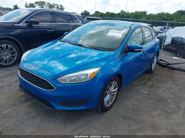 1FADP3K27HL259050 2017 FORD FOCUS - Image 2