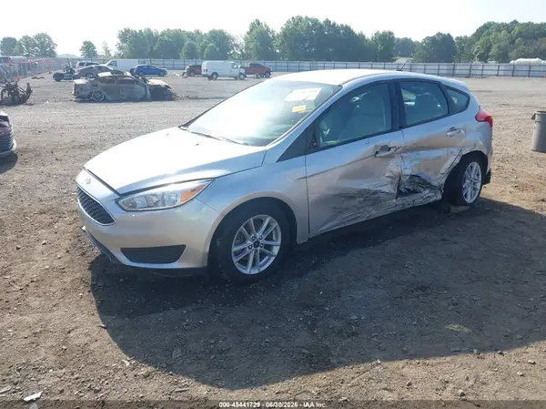 1FADP3K27HL265107 2017 FORD FOCUS - Image 2