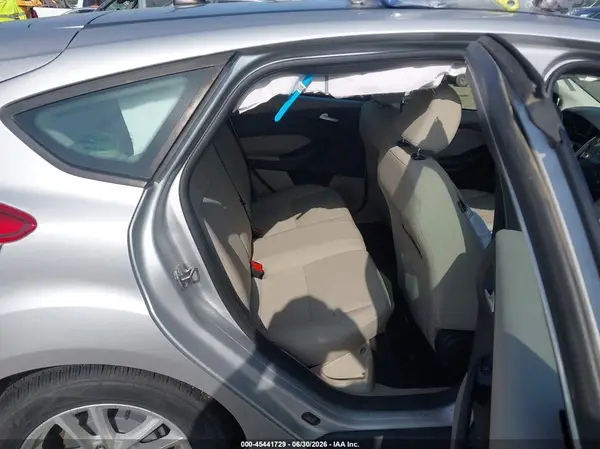1FADP3K27HL265107 2017 FORD FOCUS - Image 8