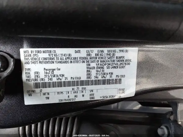 1FADP3K27HL267830 2017 FORD FOCUS - Image 8