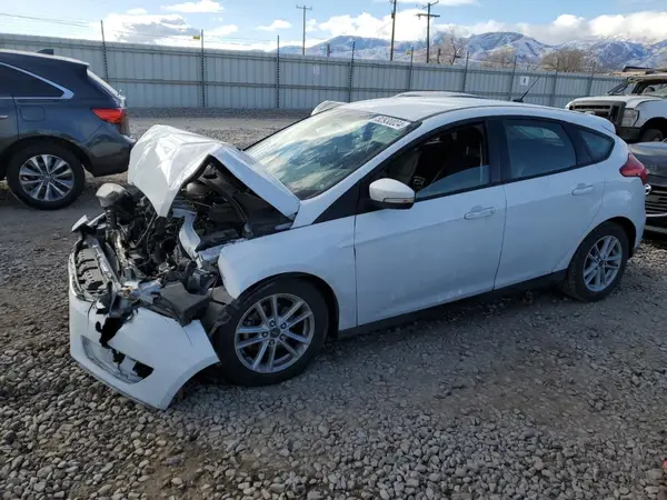 1FADP3K27HL286281 2017 FORD FOCUS - Image 1