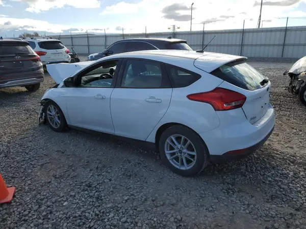1FADP3K27HL286281 2017 FORD FOCUS - Image 2
