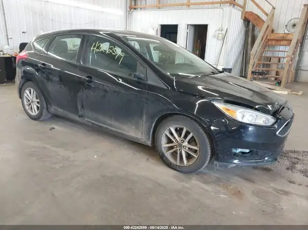 1FADP3K27HL290380 2017 FORD FOCUS - Image 1