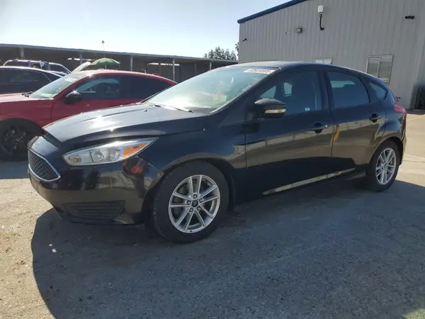 1FADP3K27HL290802 2017 FORD FOCUS - Image 1
