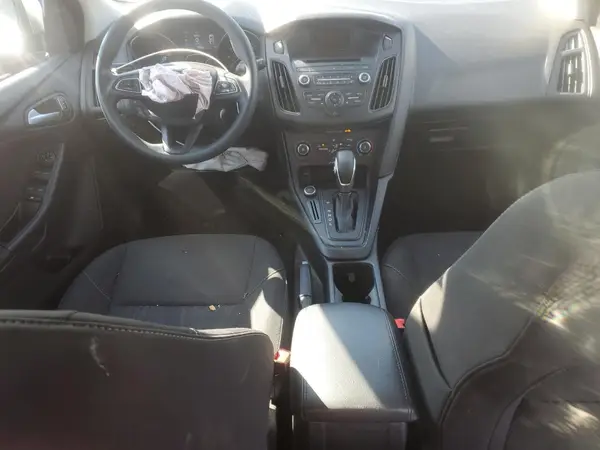 1FADP3K27HL303581 2017 FORD FOCUS - Image 8