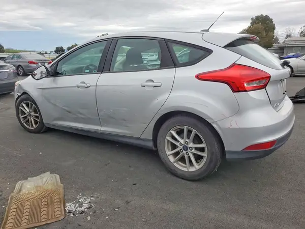 1FADP3K27HL308635 2017 FORD FOCUS - Image 2