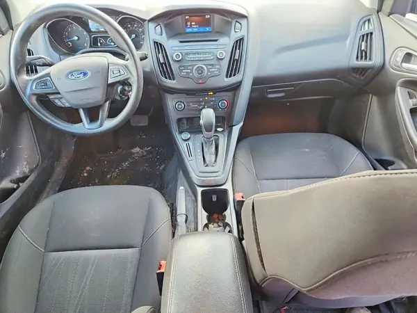 1FADP3K27HL318405 2017 FORD FOCUS - Image 8