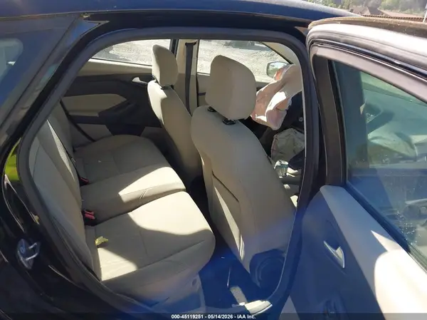 1FADP3K27HL338282 2017 FORD FOCUS - Image 8