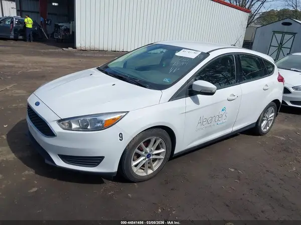 1FADP3K27HL345653 2017 FORD FOCUS - Image 2