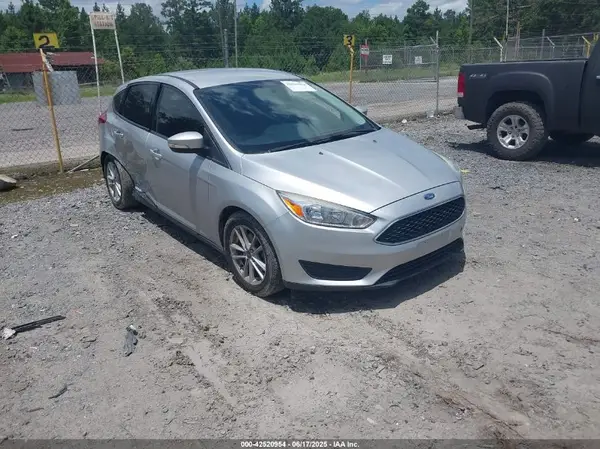 1FADP3K27HL346351 2017 FORD FOCUS - Image 1