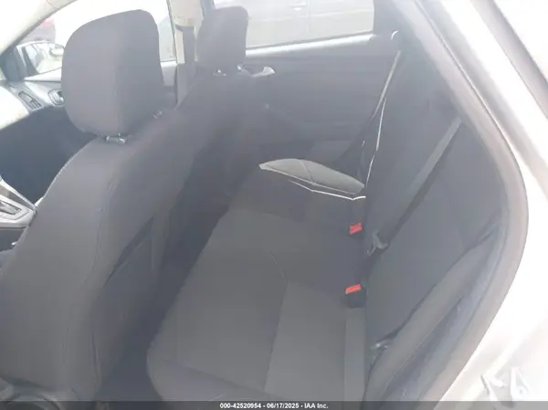 1FADP3K27HL346351 2017 FORD FOCUS - Image 8
