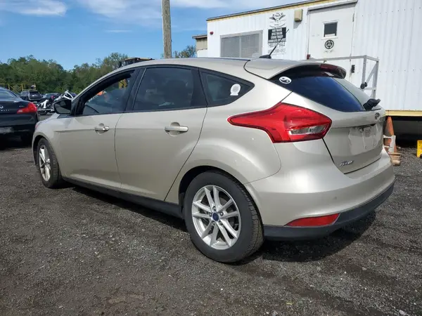 1FADP3K27HL346737 2017 FORD FOCUS - Image 2