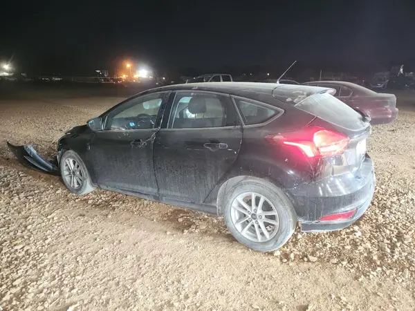 1FADP3K27JL201431 2018 FORD FOCUS - Image 2