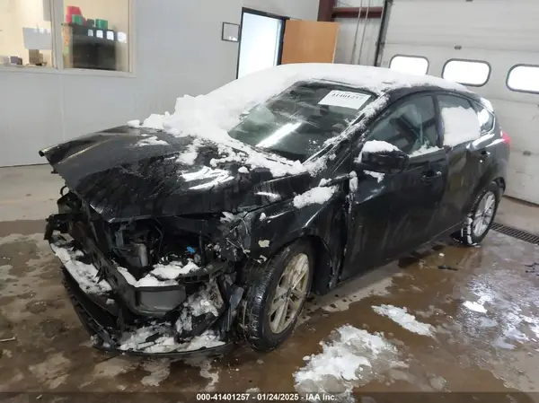 1FADP3K27JL206385 2018 FORD FOCUS - Image 2