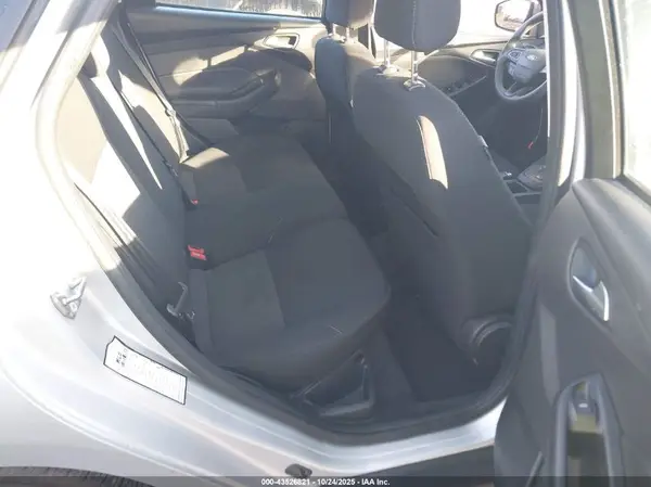 1FADP3K27JL225258 2018 FORD FOCUS - Image 8