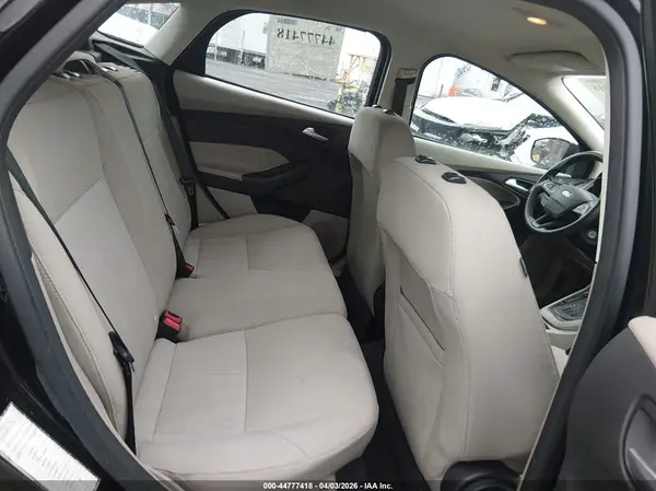 1FADP3K27JL225342 2018 FORD FOCUS - Image 8