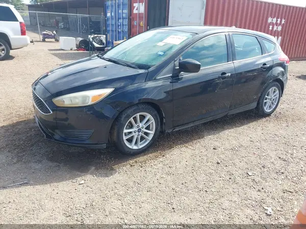 1FADP3K27JL236101 2018 FORD FOCUS - Image 2