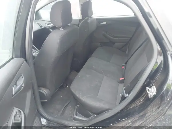 1FADP3K27JL236101 2018 FORD FOCUS - Image 8
