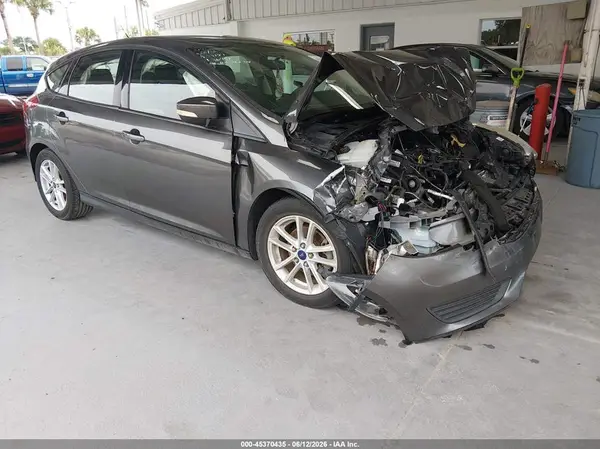 1FADP3K27JL236387 2018 FORD FOCUS - Image 1
