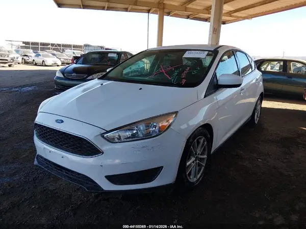 1FADP3K27JL237264 2018 FORD FOCUS - Image 2