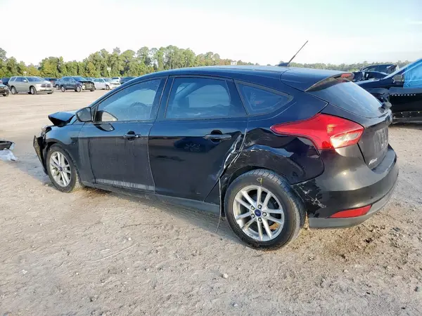1FADP3K27JL249303 2018 FORD FOCUS - Image 2