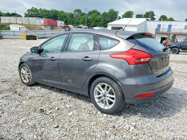 1FADP3K27JL252279 2018 FORD FOCUS - Image 2