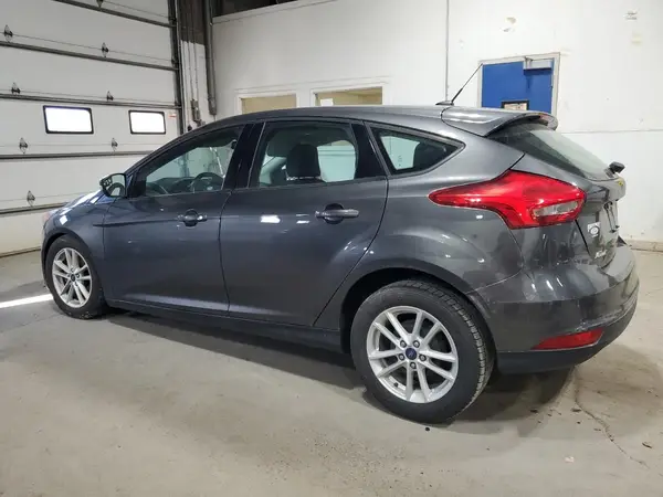 1FADP3K27JL260303 2018 FORD FOCUS - Image 2