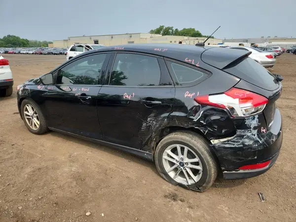 1FADP3K27JL276324 2018 FORD FOCUS - Image 2