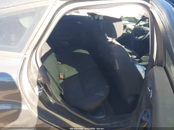 1FADP3K27JL278087 2018 FORD FOCUS - Image 8