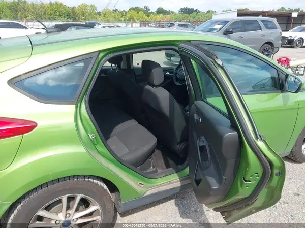 1FADP3K27JL281717 2018 FORD FOCUS - Image 8