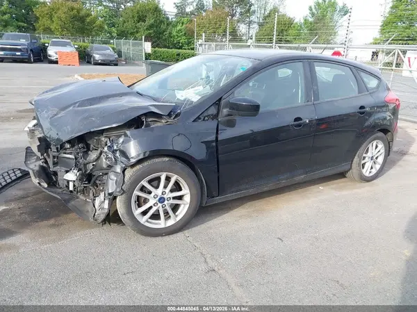 1FADP3K27JL291051 2018 FORD FOCUS - Image 2